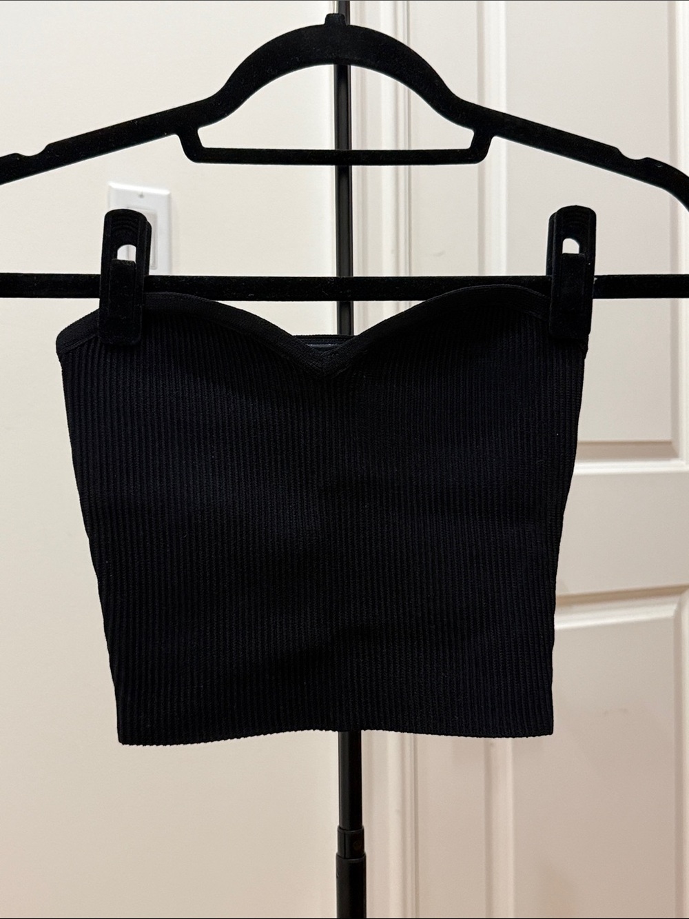 Aritzia Babaton Sculpt Knit Black Ribbed Knit Strapless Tube Top